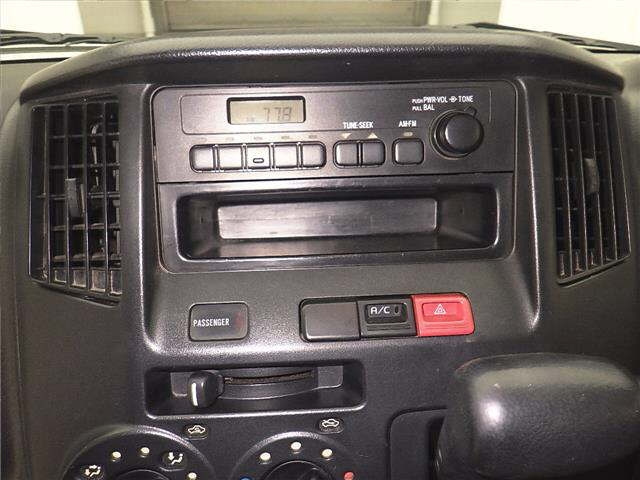 TOYOTA LITE ACE TRUCK 2010