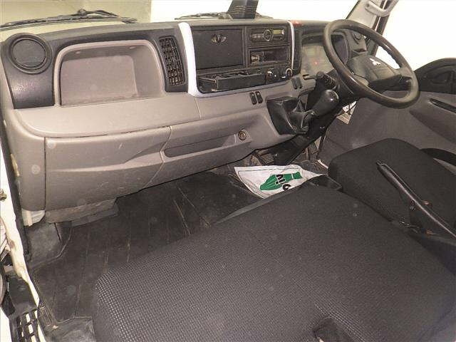 MITSUBISHI CANTER 2018