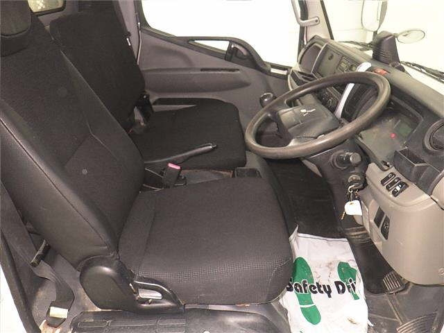 MITSUBISHI CANTER 2018