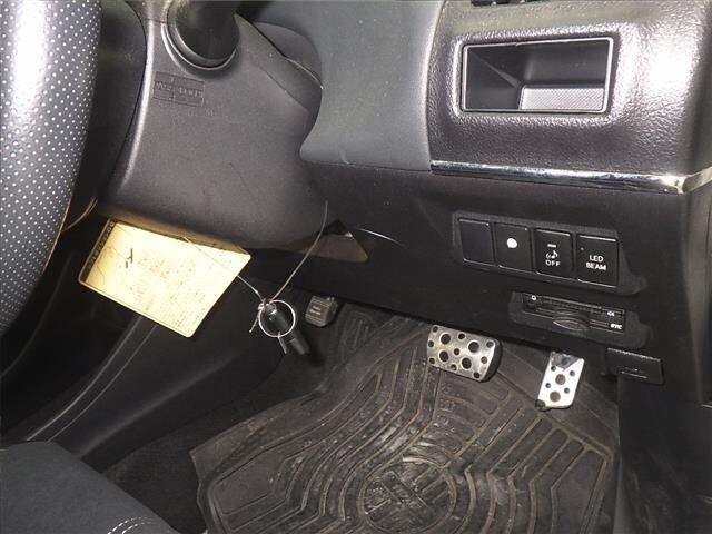 TOYOTA PRIUS ALPHA 2016