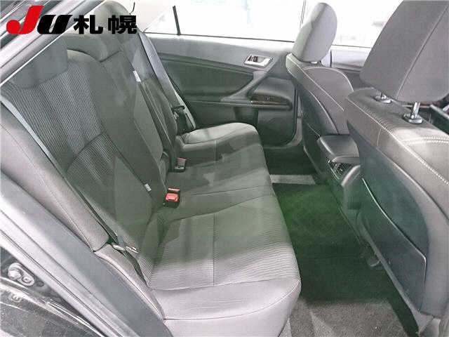 TOYOTA MARK X 2019