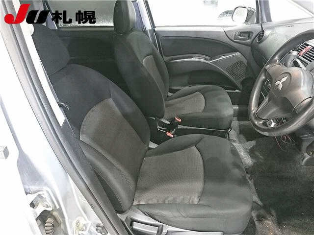 MITSUBISHI COLT 2009