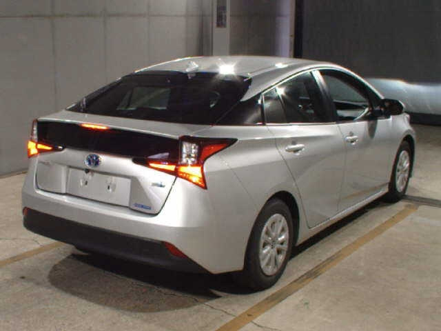 TOYOTA PRIUS 2022