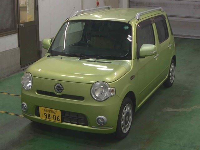 DAIHATSU MIRA 2010
