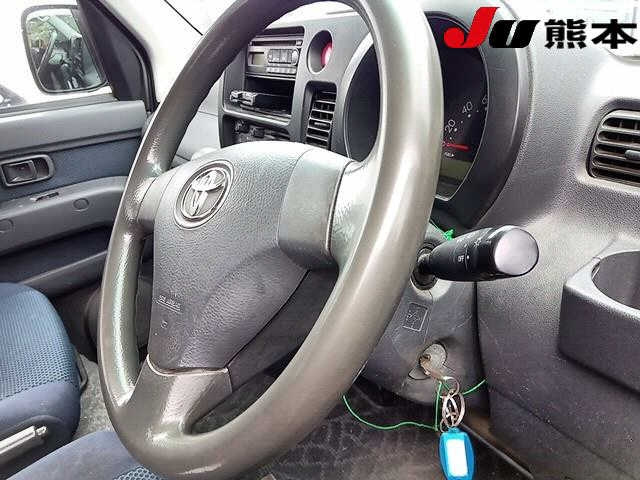 TOYOTA PIXIS VAN 2013