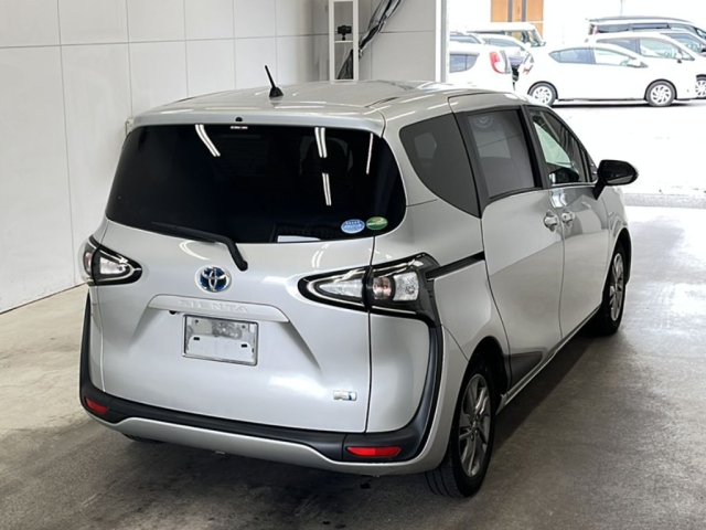 TOYOTA SIENTA 2020