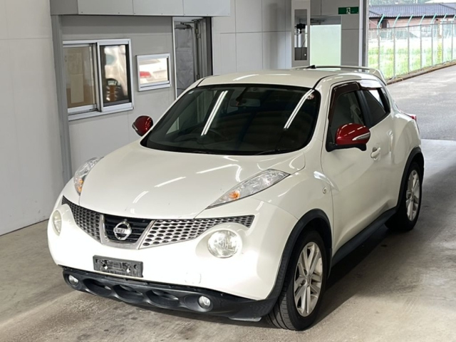 NISSAN JUKE 2012