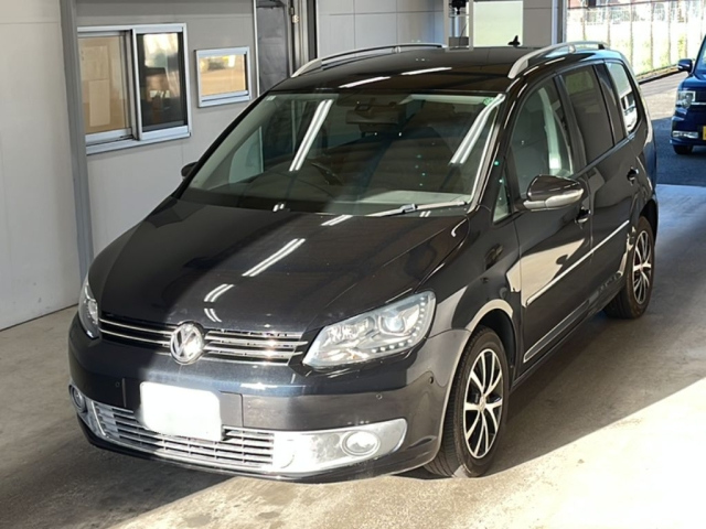 VOLKSWAGEN GOLF TOURAN 2013
