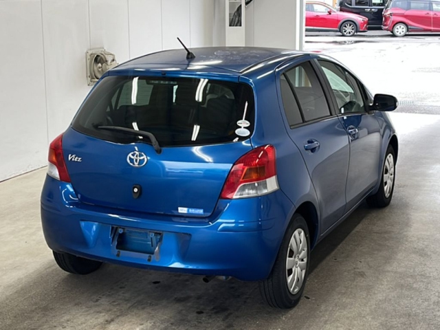 TOYOTA VITZ 2009