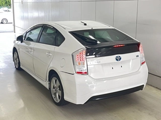 TOYOTA PRIUS 2010
