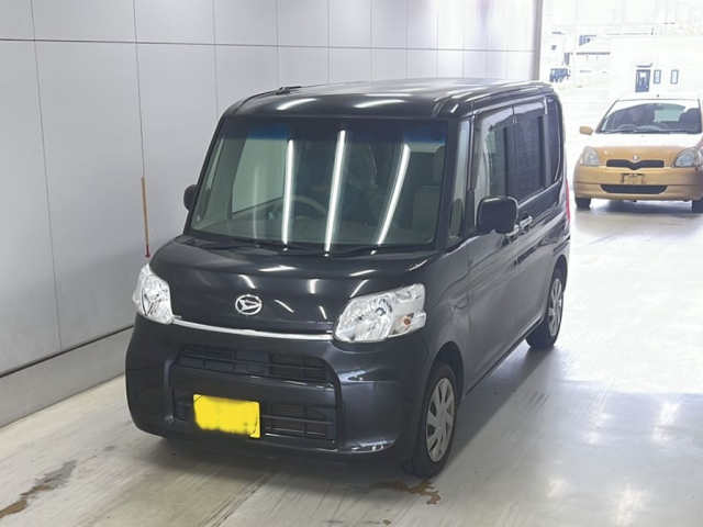 DAIHATSU TANTO 2015