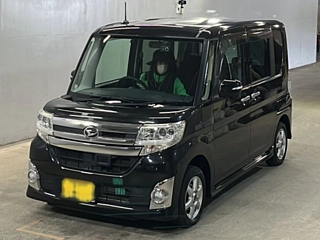 DAIHATSU TANTO 2015