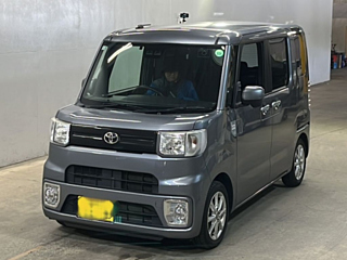 TOYOTA PIXIS MEGA 2020