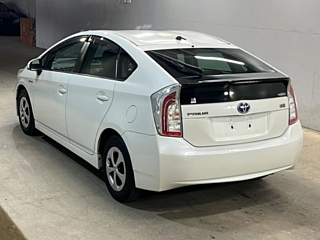 TOYOTA PRIUS 2012