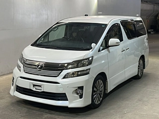TOYOTA VELLFIRE 2013