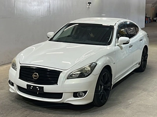 NISSAN FUGA 2011