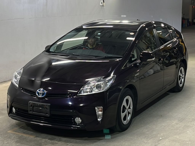 TOYOTA PRIUS 2015
