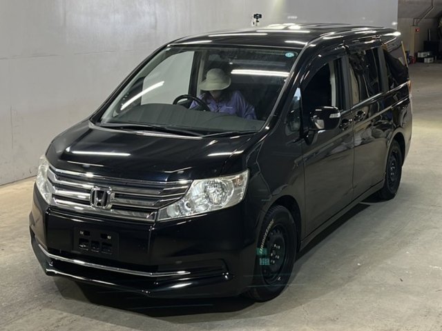 HONDA STEP WAGON 2013