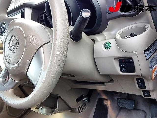 HONDA N BOX 2013