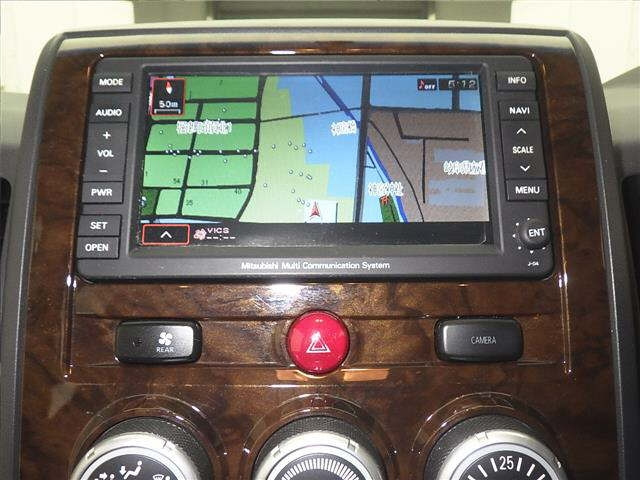 MITSUBISHI DELICA D5 2010