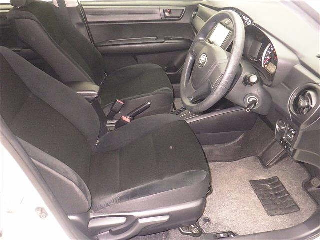 TOYOTA COROLLA AXIO 2018