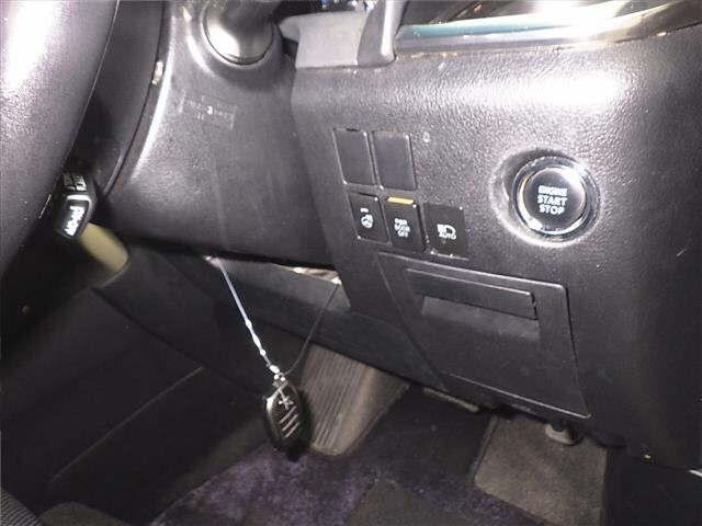 TOYOTA VELLFIRE 2016