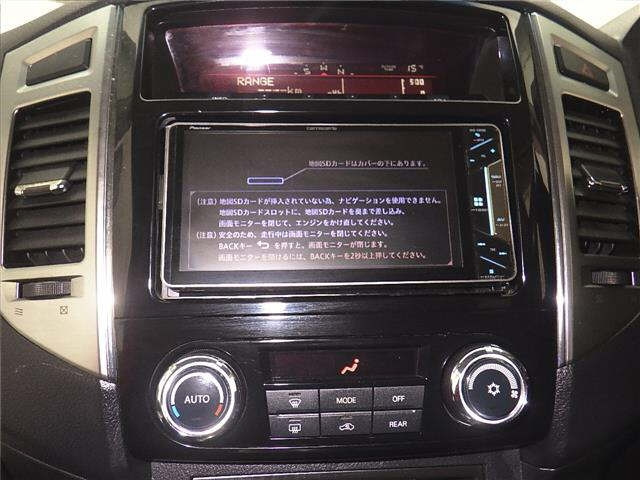 MITSUBISHI PAJERO 2017