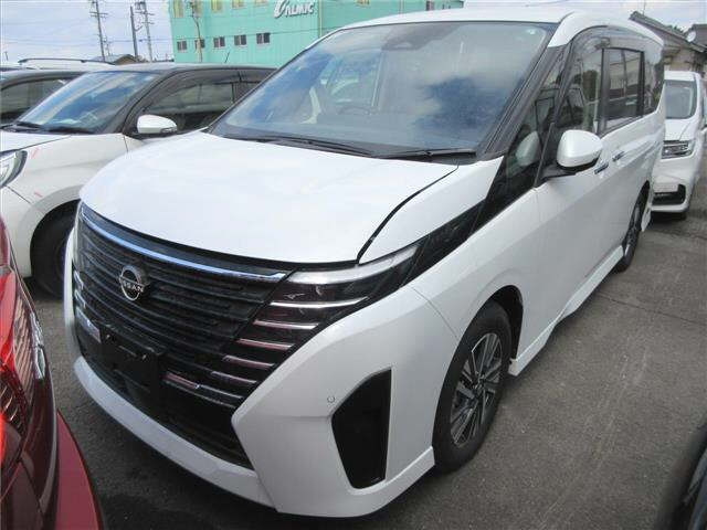 NISSAN SERENA 2024