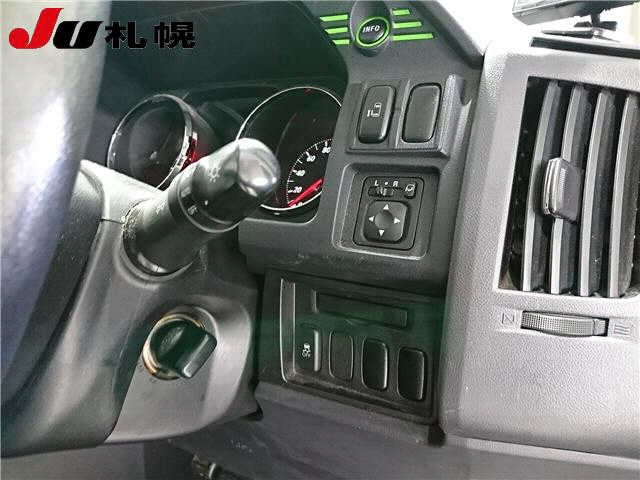 MITSUBISHI DELICA D5 2010