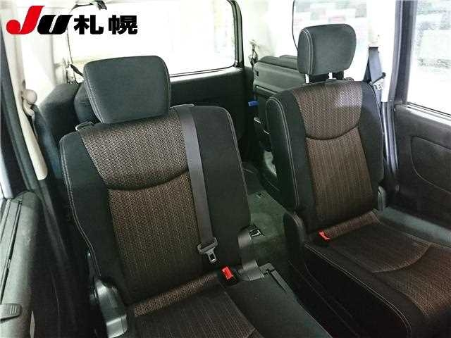 NISSAN SERENA 2014