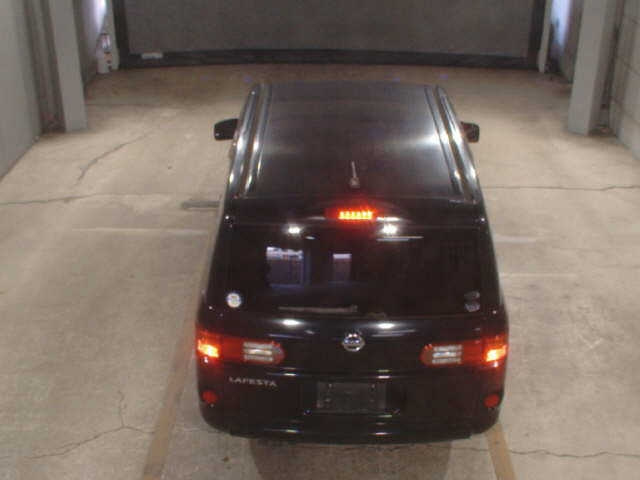 NISSAN LAFESTA 2010
