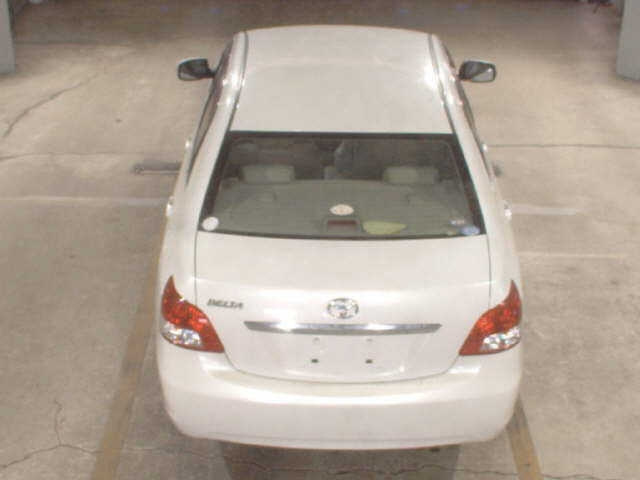 TOYOTA BELTA 2010