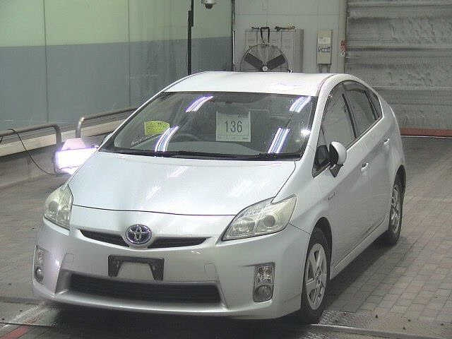 TOYOTA PRIUS 2010