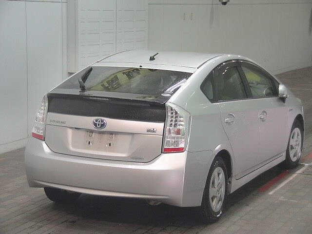 TOYOTA PRIUS 2010