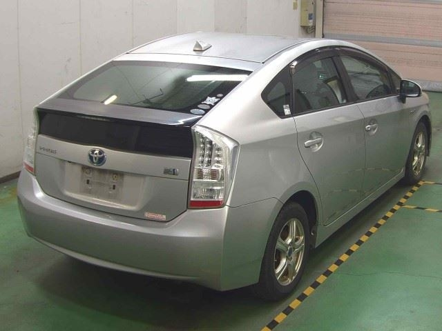 TOYOTA PRIUS 2010