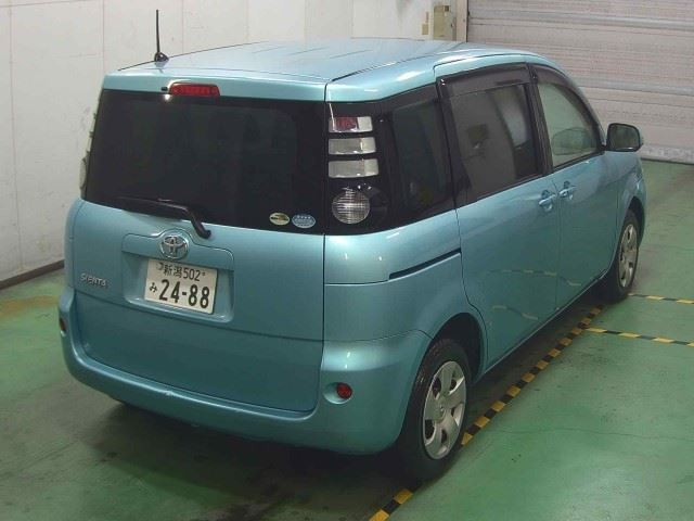 TOYOTA SIENTA 2008