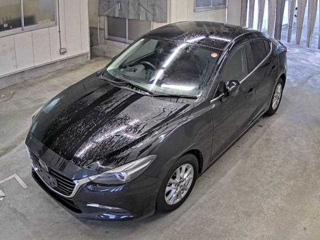 MAZDA AXELA 2018