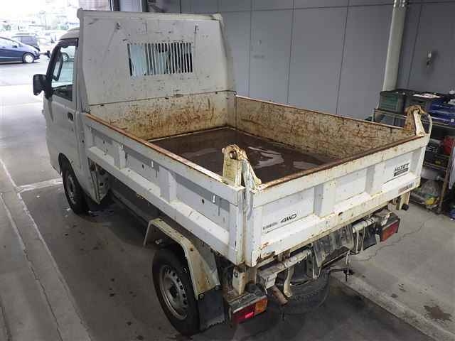 DAIHATSU HIJET TRUCK 2011