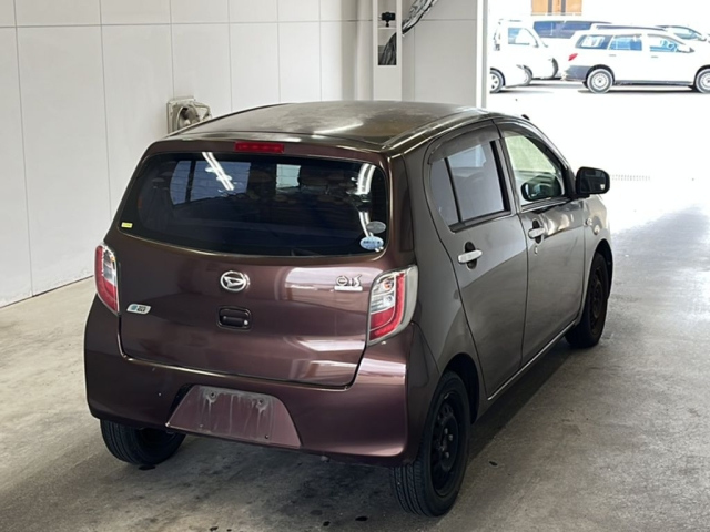 DAIHATSU MIRA E S 2012