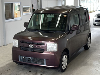 TOYOTA PIXIS SPACE 2012