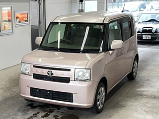 TOYOTA PIXIS SPACE 2013