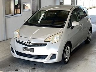 TOYOTA RACTIS 2012