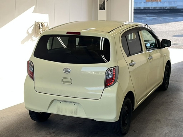 DAIHATSU MIRA E S 2012