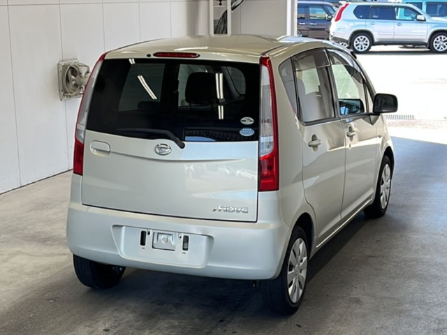 DAIHATSU MOVE 2010
