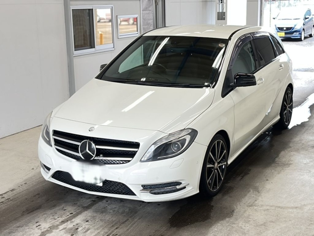 MERCEDES BENZ B CLASS 2014