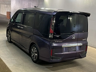 HONDA STEP WAGON 2017