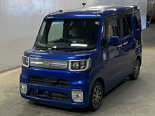 DAIHATSU WAKE 2016