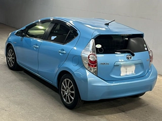 TOYOTA AQUA 2014