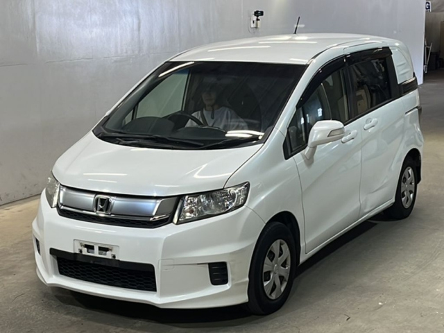HONDA FREED 2014