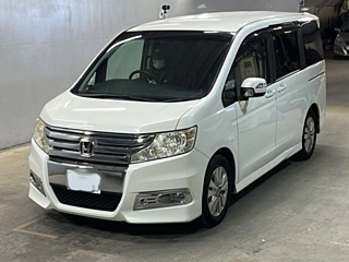 HONDA STEP WAGON 2011